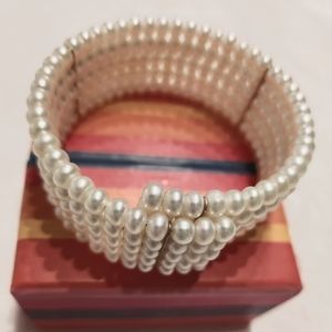 Cultured Freshwater Pearl Cuff